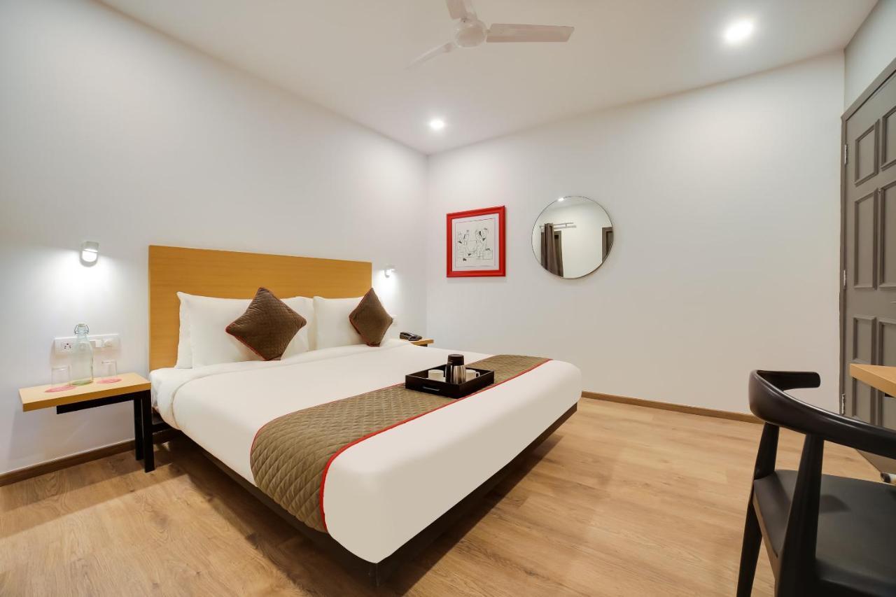 Hôtel Oyo Townhouse 019 Anand Vihar à New Delhi Extérieur photo