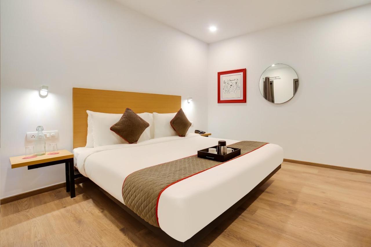 Hôtel Oyo Townhouse 019 Anand Vihar à New Delhi Extérieur photo