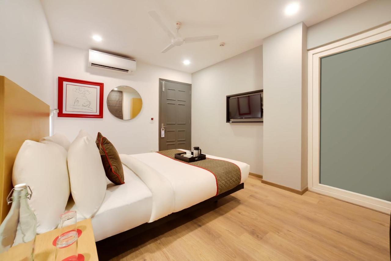 Hôtel Oyo Townhouse 019 Anand Vihar à New Delhi Extérieur photo