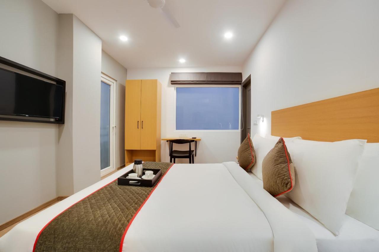 Hôtel Oyo Townhouse 019 Anand Vihar à New Delhi Extérieur photo