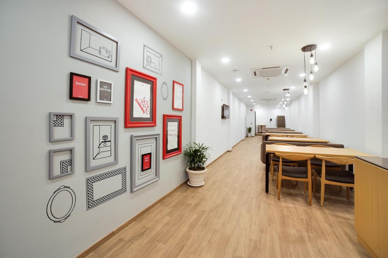Hôtel Oyo Townhouse 019 Anand Vihar à New Delhi Extérieur photo