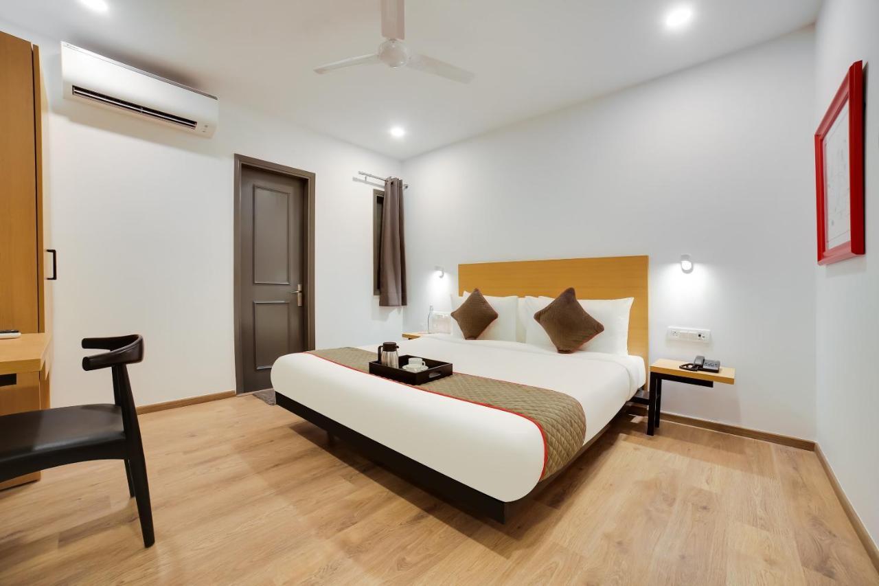 Hôtel Oyo Townhouse 019 Anand Vihar à New Delhi Extérieur photo