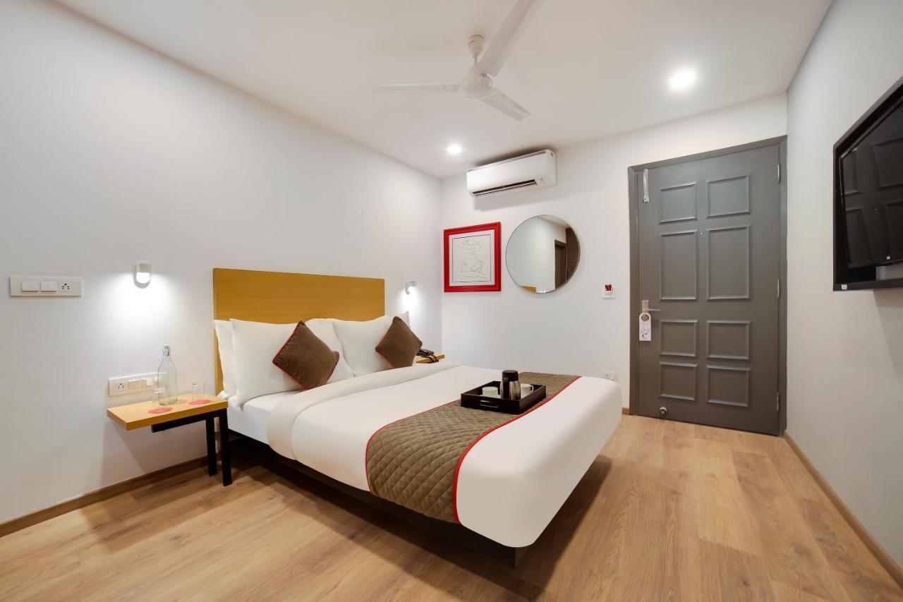 Hôtel Oyo Townhouse 019 Anand Vihar à New Delhi Extérieur photo